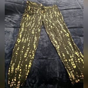 Patterned print pants